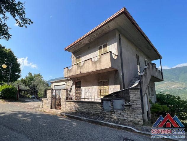 casa indipendente in vendita a San Vincenzo Valle Roveto in zona Roccavivi