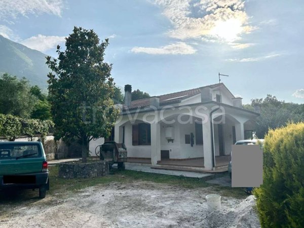 casa indipendente in vendita a San Vincenzo Valle Roveto