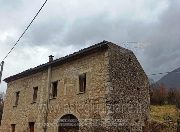 terreno edificabile a San Vincenzo Valle Roveto in zona Santa Restituta