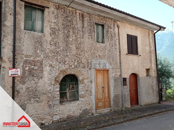 appartamento in vendita a San Vincenzo Valle Roveto