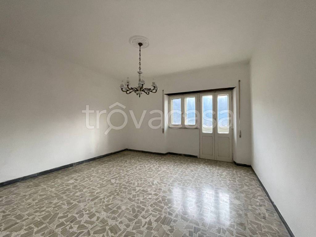 appartamento in vendita a San Vincenzo Valle Roveto in zona Roccavivi