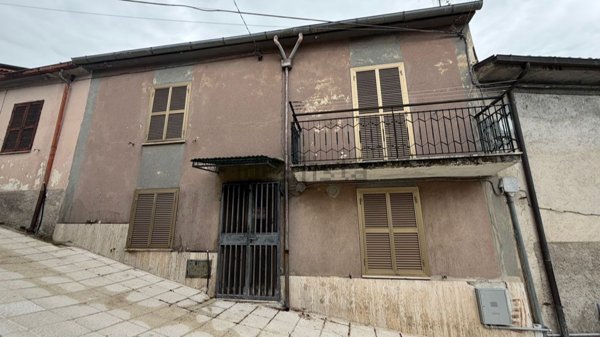 casa indipendente in vendita a San Vincenzo Valle Roveto