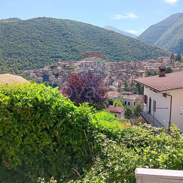 appartamento in vendita a Scanno