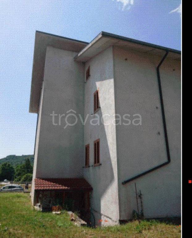 appartamento in vendita a Scontrone in zona Villa Scontrone