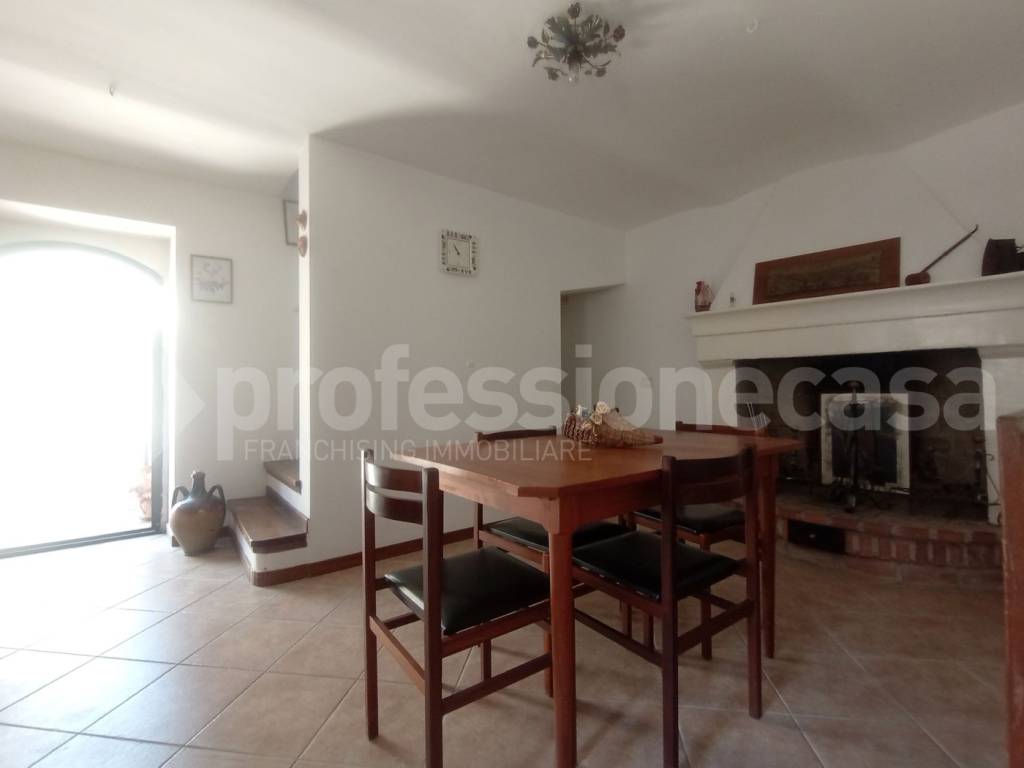 casa indipendente in vendita a Scontrone