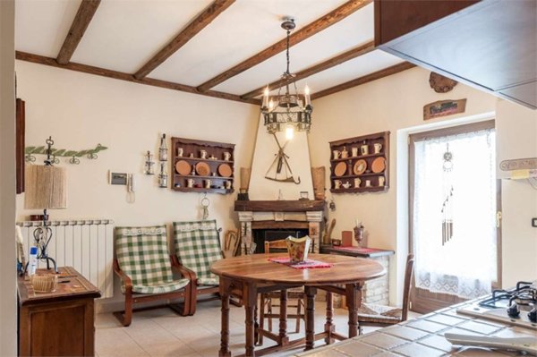 appartamento in vendita a Scontrone in zona Villa Scontrone