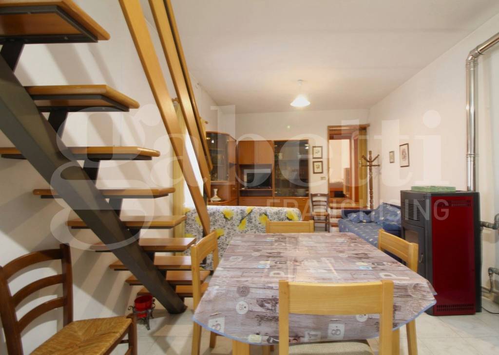 appartamento in vendita a Scontrone in zona Villa Scontrone