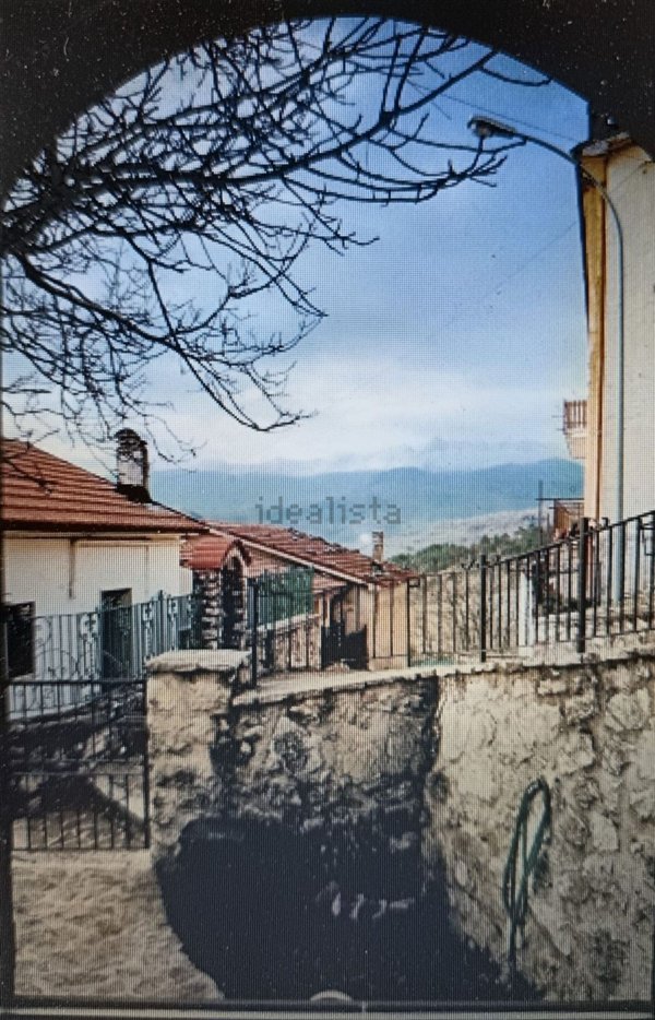 casa indipendente in vendita a Scontrone