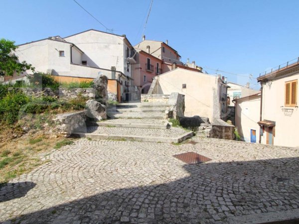 appartamento in vendita a Scontrone