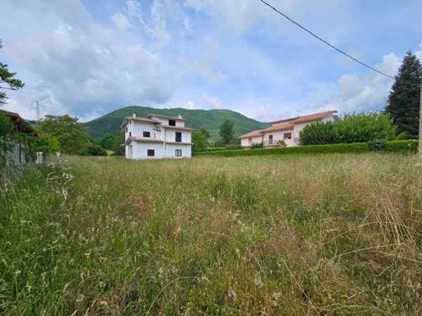 terreno edificabile in vendita a Scoppito in zona Madonna della Strada