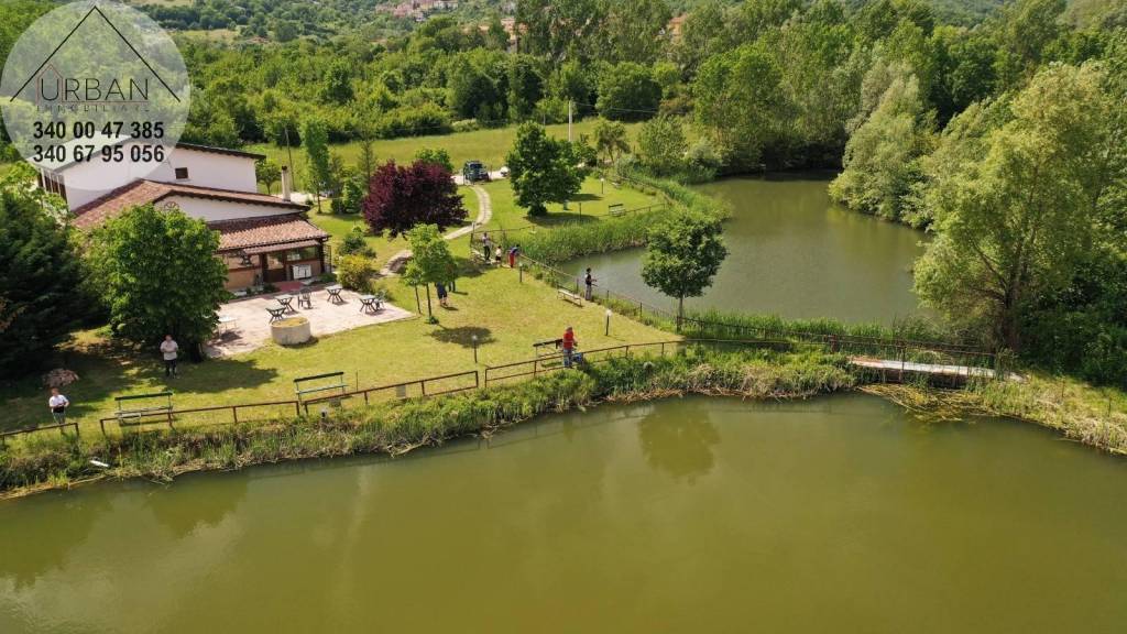 casa indipendente in vendita a Scoppito in zona Casale
