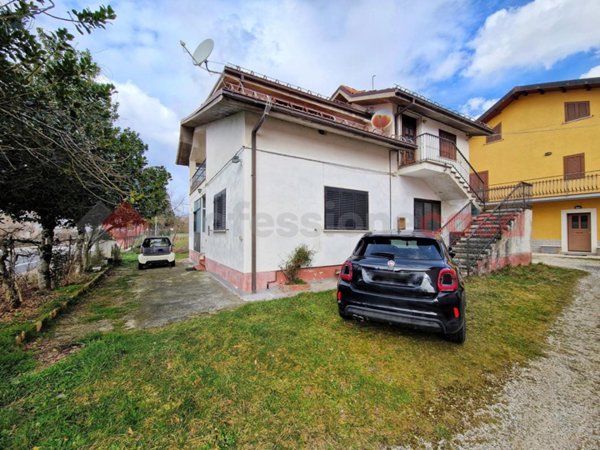 appartamento in vendita a Scoppito in zona Sella di Corno