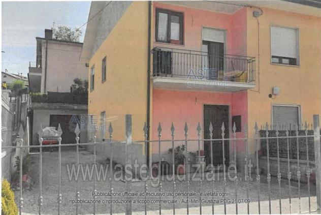 terreno edificabile in vendita a Scoppito in zona Santa Maria