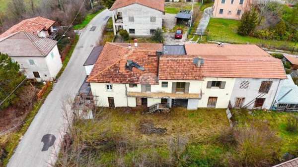 appartamento in vendita a Scoppito in zona Madonna della Strada