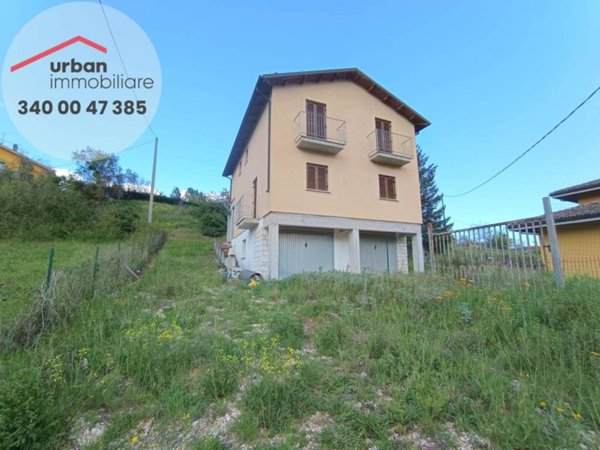 casa indipendente in vendita a Scoppito