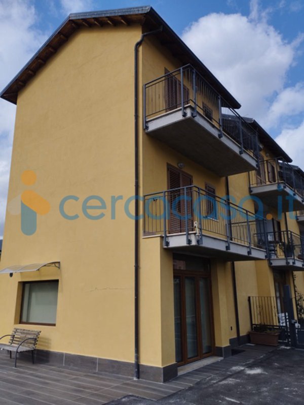 casa indipendente in vendita a Scoppito in zona Civitatomassa