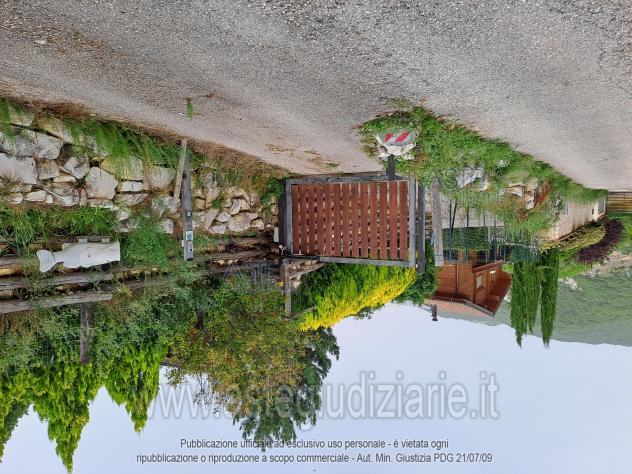 casa indipendente in vendita a Scoppito