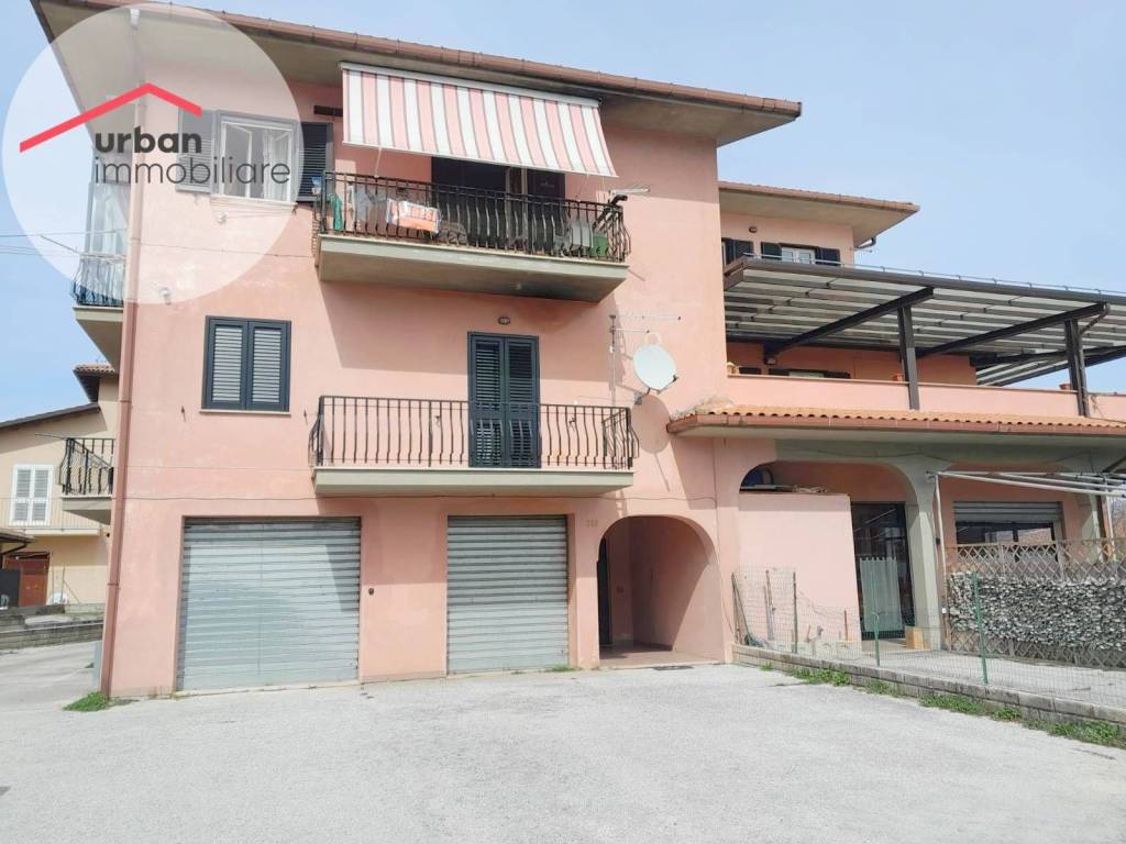appartamento in vendita a Scoppito in zona Madonna della Strada