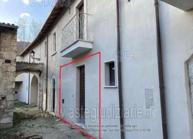 casa indipendente in vendita a Scoppito in zona Casale