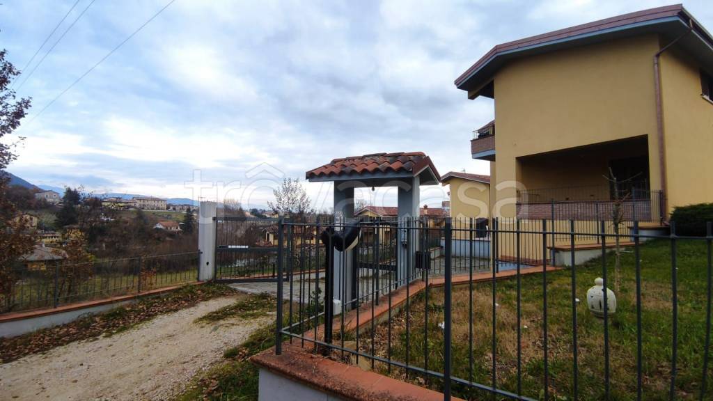 appartamento in vendita a Scoppito