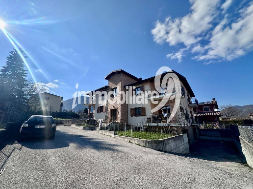 appartamento in vendita a Scoppito in zona Madonna della Strada