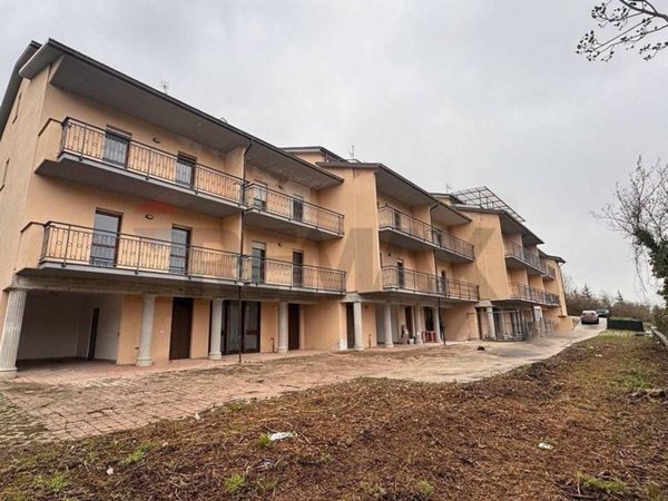 casa indipendente in vendita a Scoppito