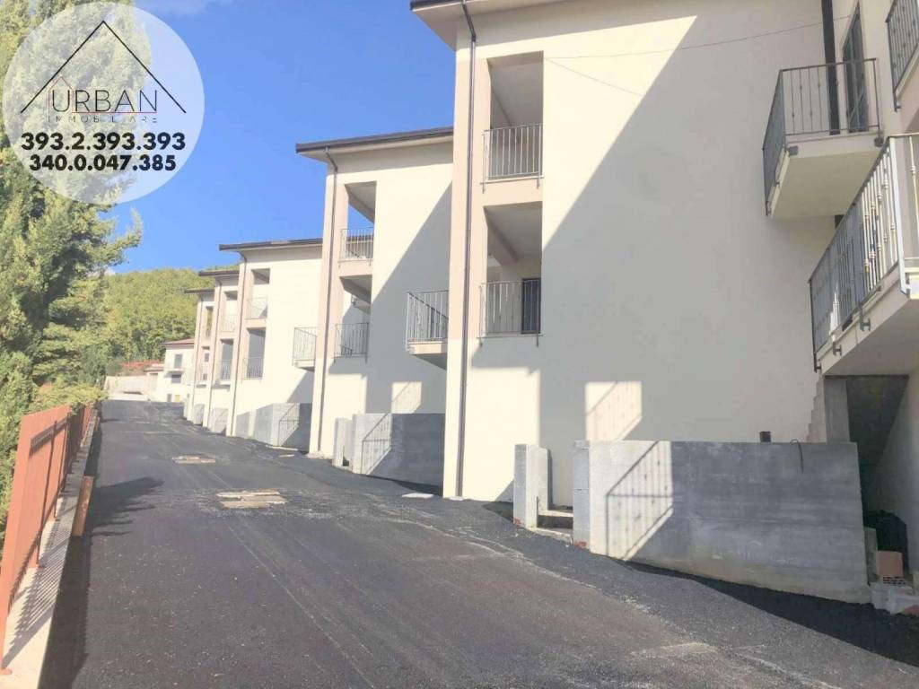 casa indipendente in vendita a Scoppito in zona Santa Dorotea