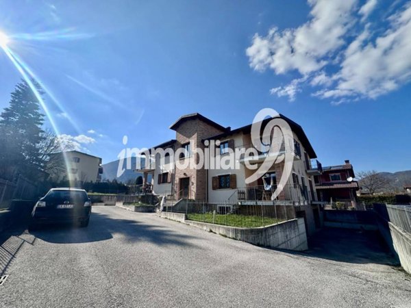 appartamento in vendita a Scoppito in zona Madonna della Strada