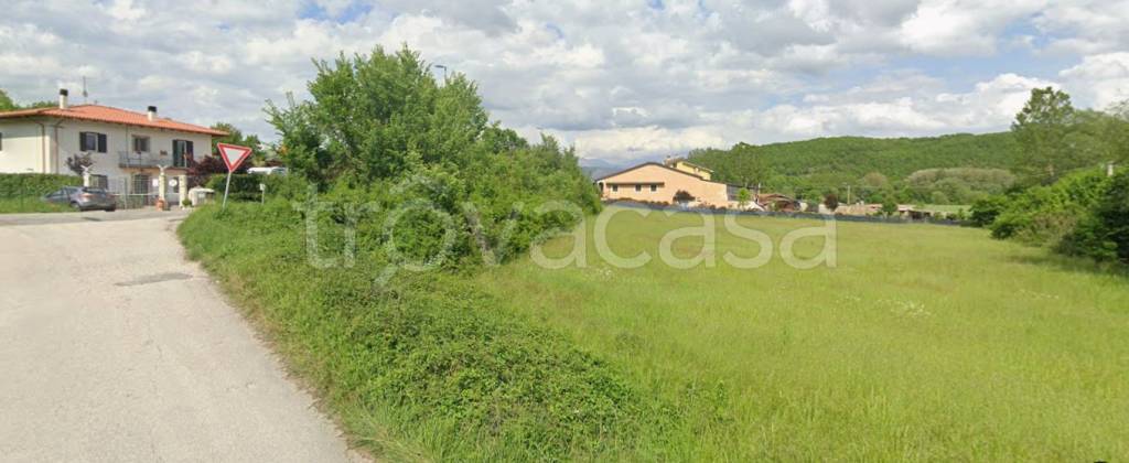 terreno edificabile in vendita a Scoppito