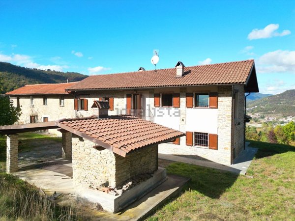 quadrivano in vendita a Monesiglio