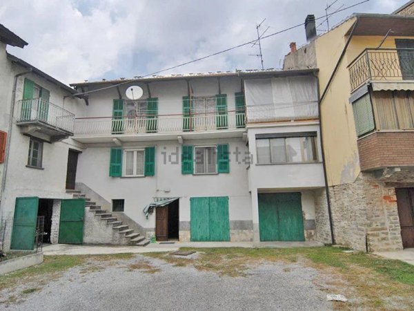 casa semindipendente in vendita a Monesiglio