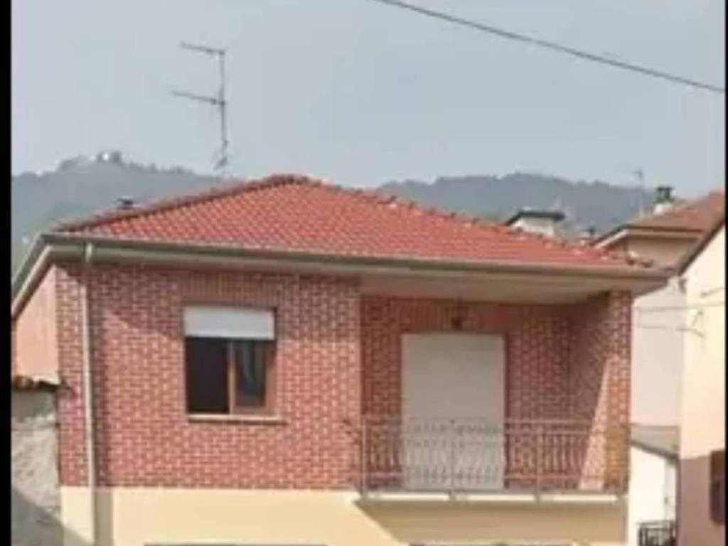 casa indipendente in vendita a Monesiglio