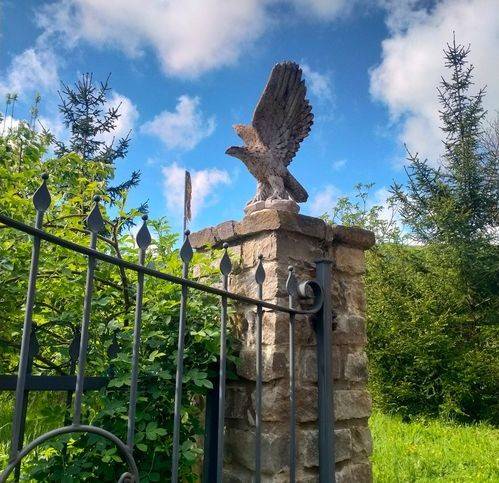 esavano in vendita a Monesiglio