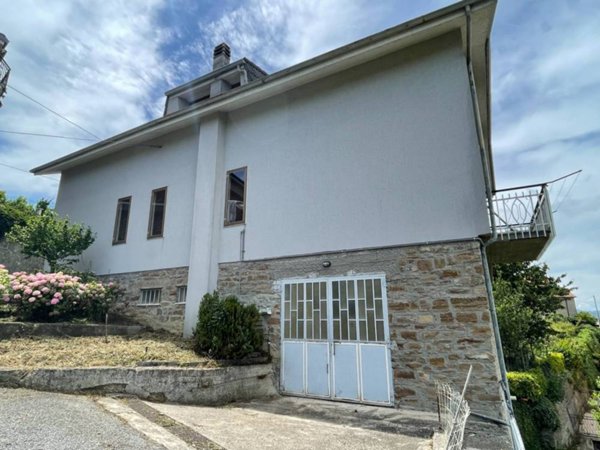 casa indipendente in vendita a Monesiglio