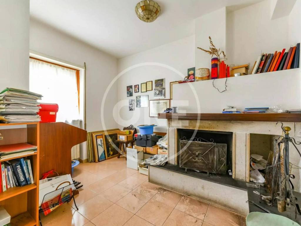 casa indipendente in vendita a Scurcola Marsicana