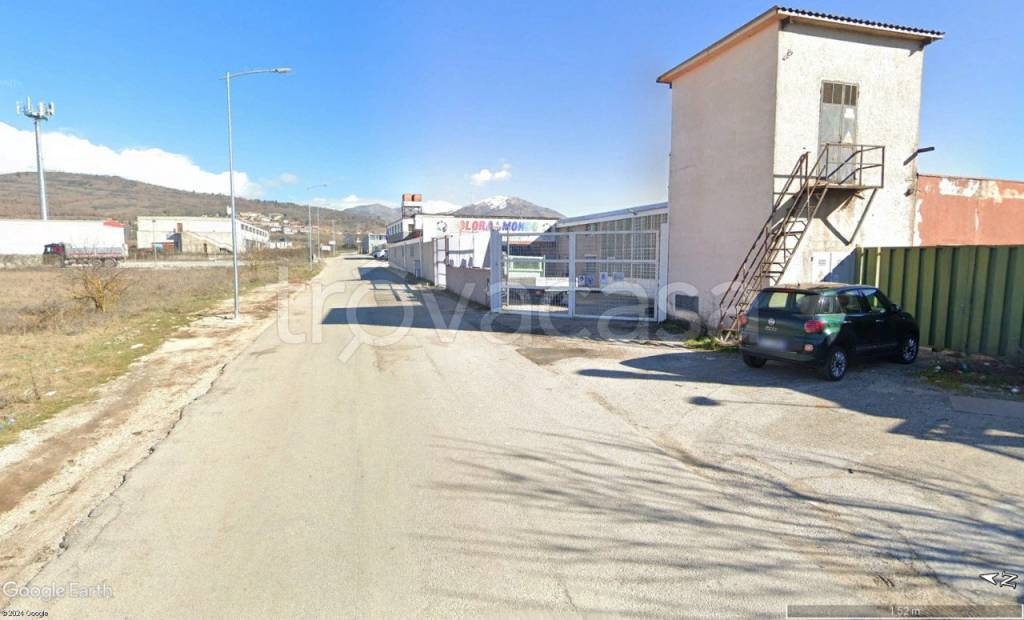 capannone in vendita a Scurcola Marsicana in zona Cappelle dei Marsi