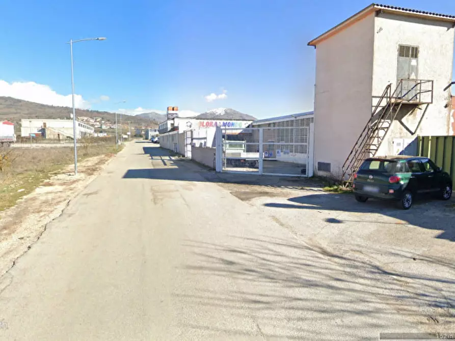 locale di sgombero in vendita a Scurcola Marsicana in zona Cappelle dei Marsi
