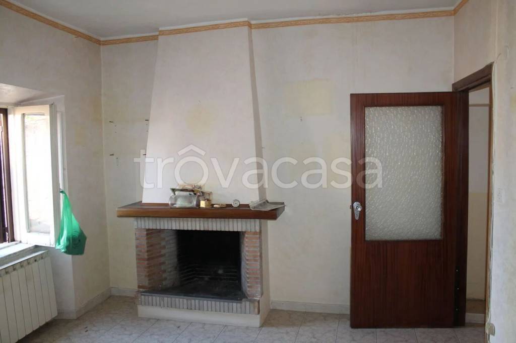casa indipendente in vendita a Scurcola Marsicana