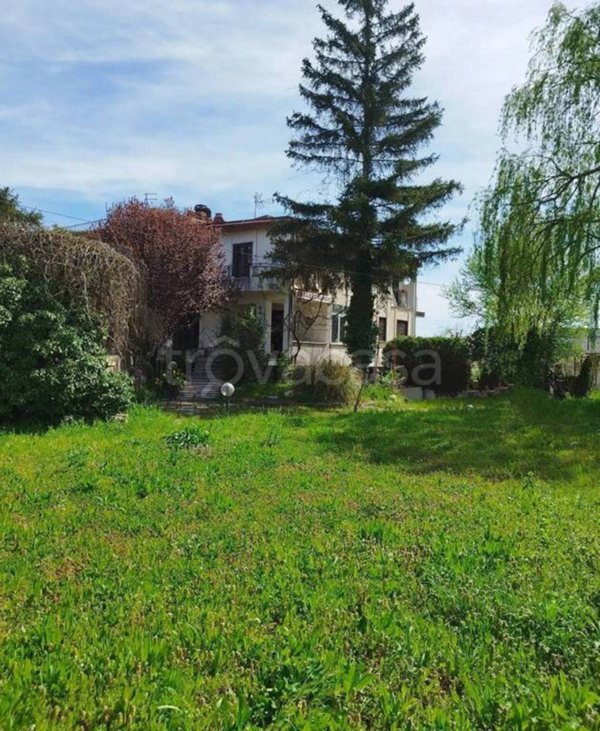 casa indipendente in vendita a Scurcola Marsicana