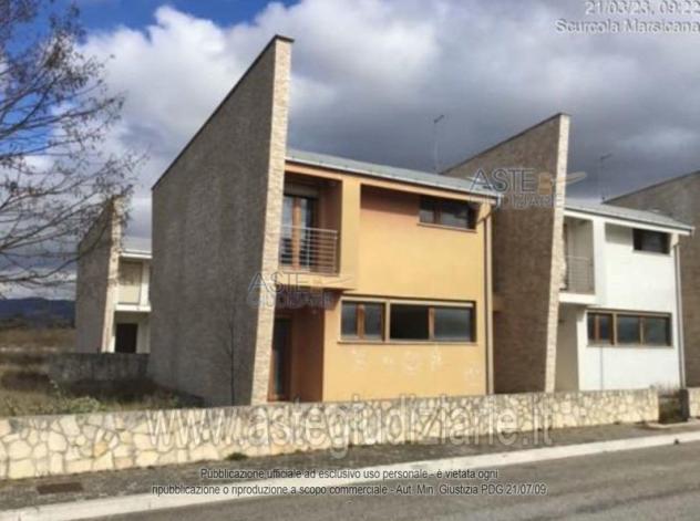 casa indipendente in vendita a Scurcola Marsicana