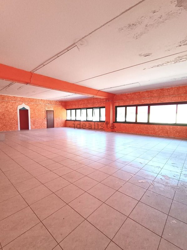 ufficio in vendita a Scurcola Marsicana in zona Cappelle dei Marsi