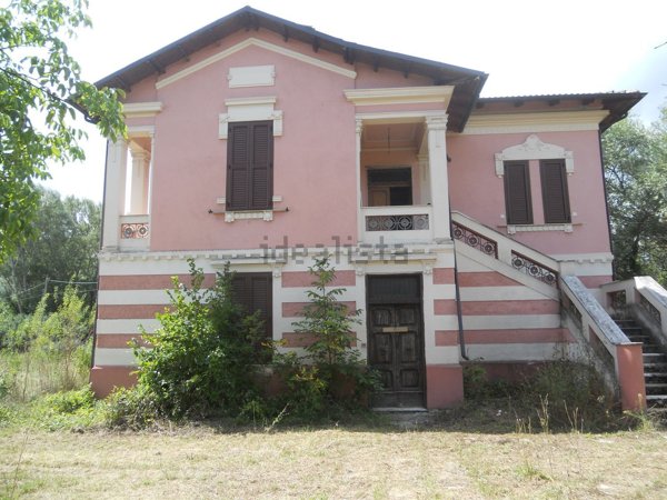 casa indipendente in vendita a Scurcola Marsicana in zona Cappelle dei Marsi