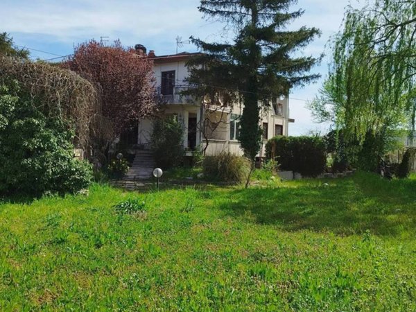 casa indipendente in vendita a Scurcola Marsicana