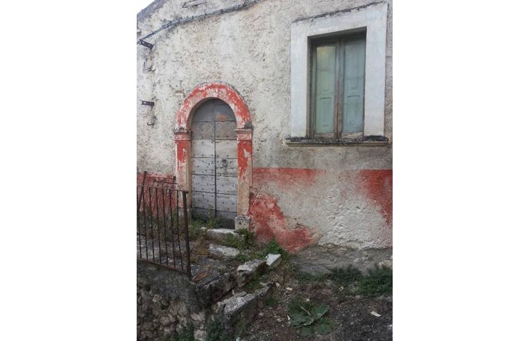 casa indipendente in vendita a Secinaro