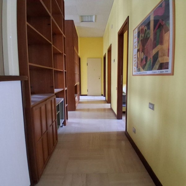 ufficio in vendita a Sulmona