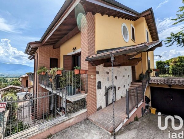 casa indipendente in vendita a Sulmona