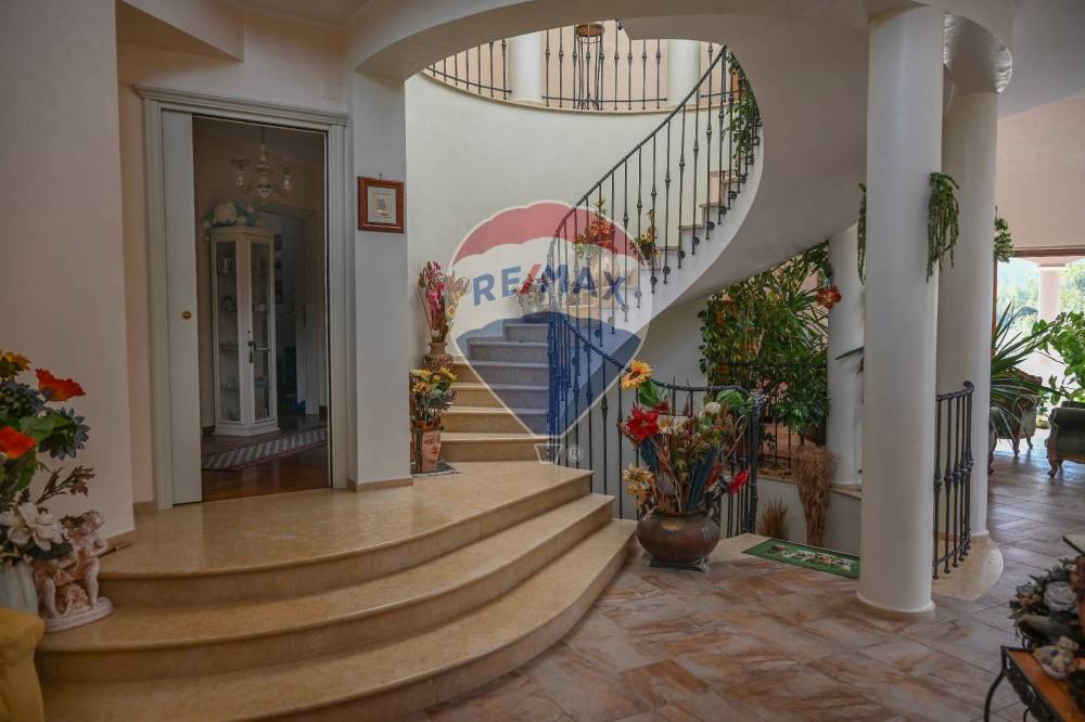 casa indipendente in vendita a Sulmona