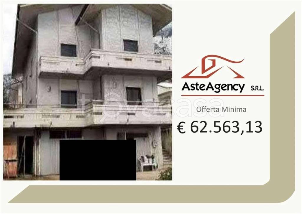 casa indipendente in vendita a Sulmona