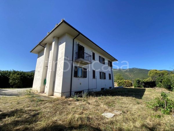 casa indipendente in vendita a Sulmona