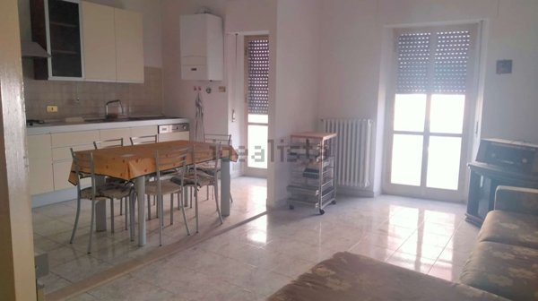 casa indipendente in vendita a Sulmona